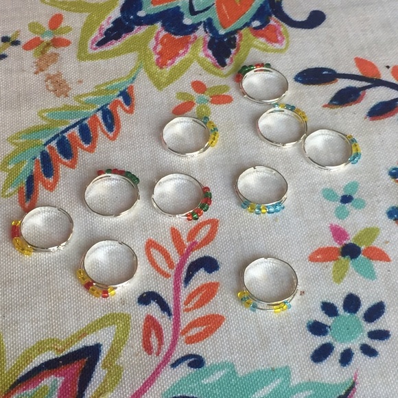 ☀️ASSORTMENT OF BEADED RINGS☀️ - Picture 2 of 3